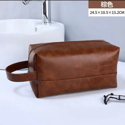 Men's business trip wash and storage bag
