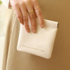 Key storage bag with automatic closure, light luxury and simple cosmetic bag, portable storage bag with elastic piece closure, mini bag